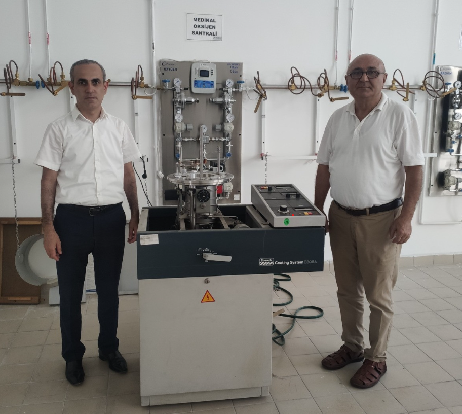 “Nano strukturlu ZrC, TiC və VC nazik təbəqələrin yüksək temperatur, radiasiya və kooroziyaya dayanıqlı material kimi tətbiq imkanları” elmi-tədqiqat layihəsinin rəhbəri, AMEA Mərkəzi Elmi Kitabxanasının direktoru, texnika elmləri doktoru, dosent Hüseyn Hüseynovun Crossmedia.az-a  müsahibəsi